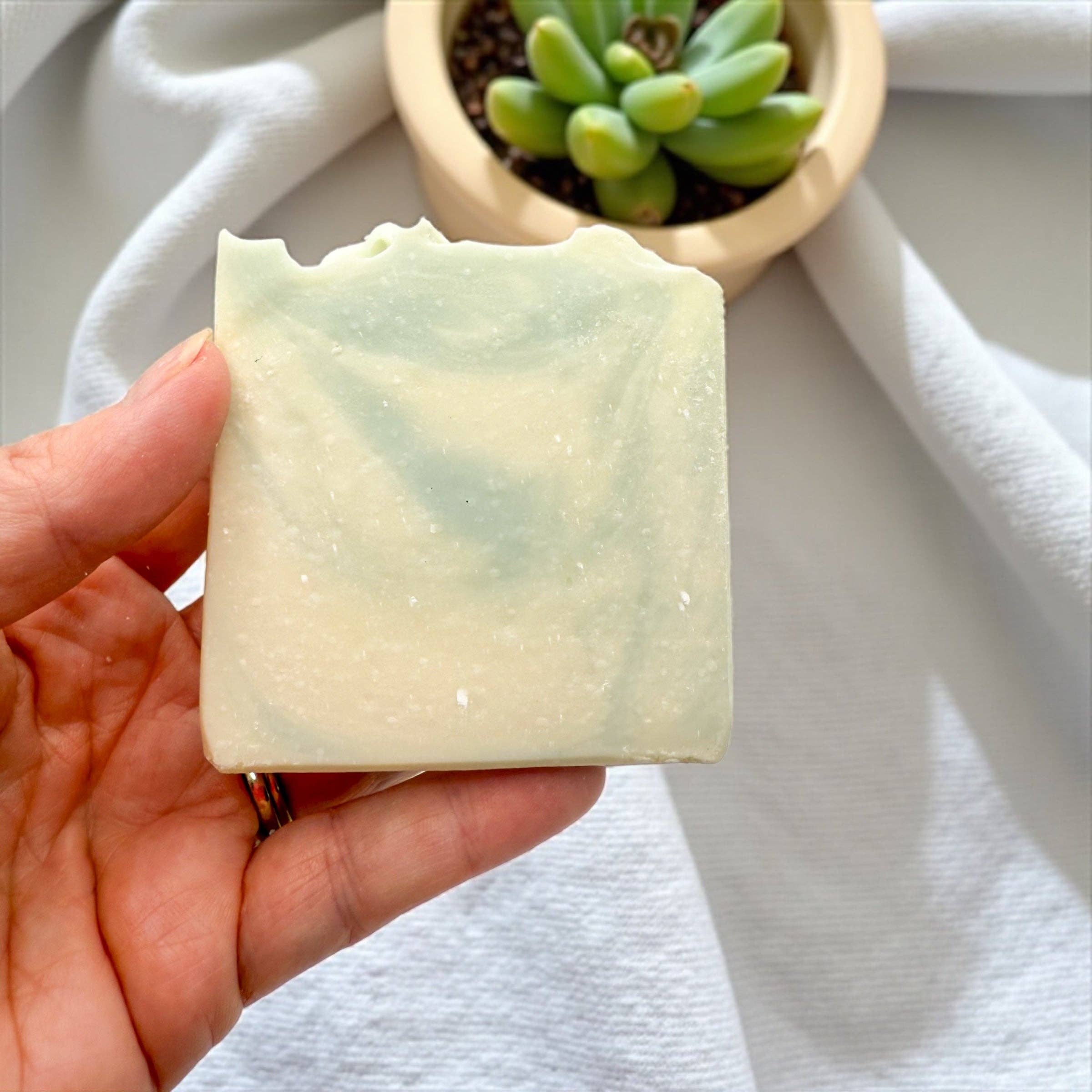 Cashmere & Linen Tallow Soap – Clean Scent Natural Handmade Soap Bar